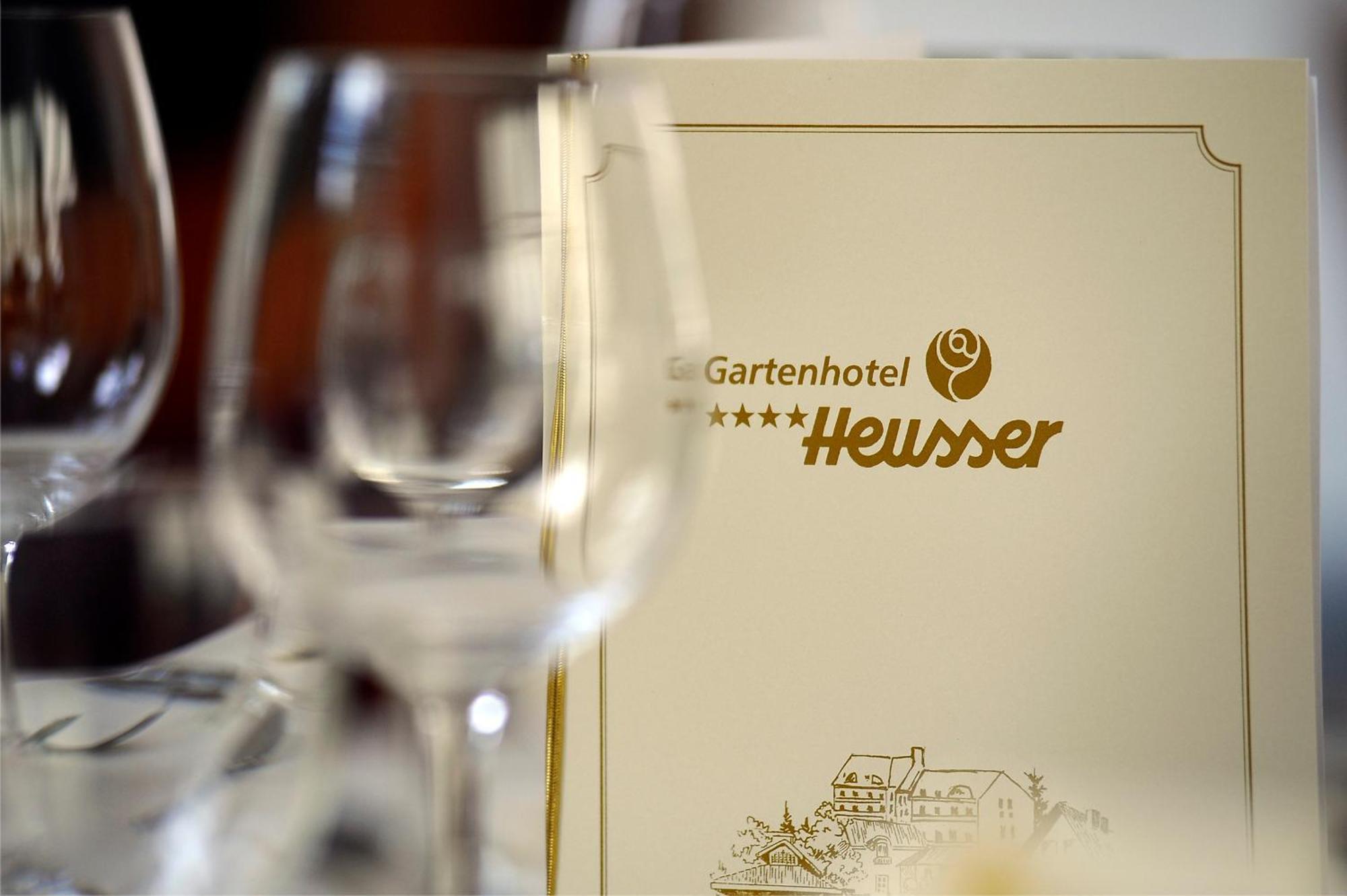 Wellness- Und Gartenhotel Heusser Bad Dürkheim Exterior foto