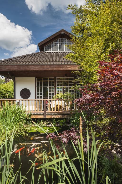 Wellness- Und Gartenhotel Heusser Bad Dürkheim Exterior foto